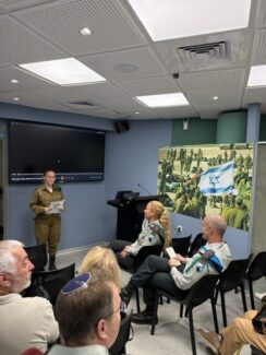 ביקור משפחות שכולות ״מצמחים שורשים״ 23.04.26